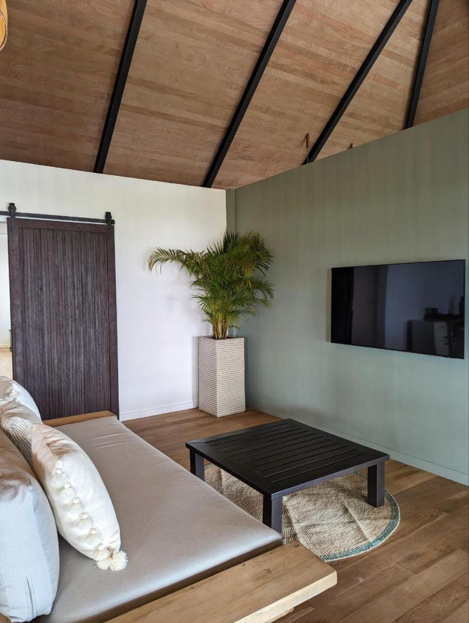 Kalinaw Resort Хенерал Луна Екстериор снимка